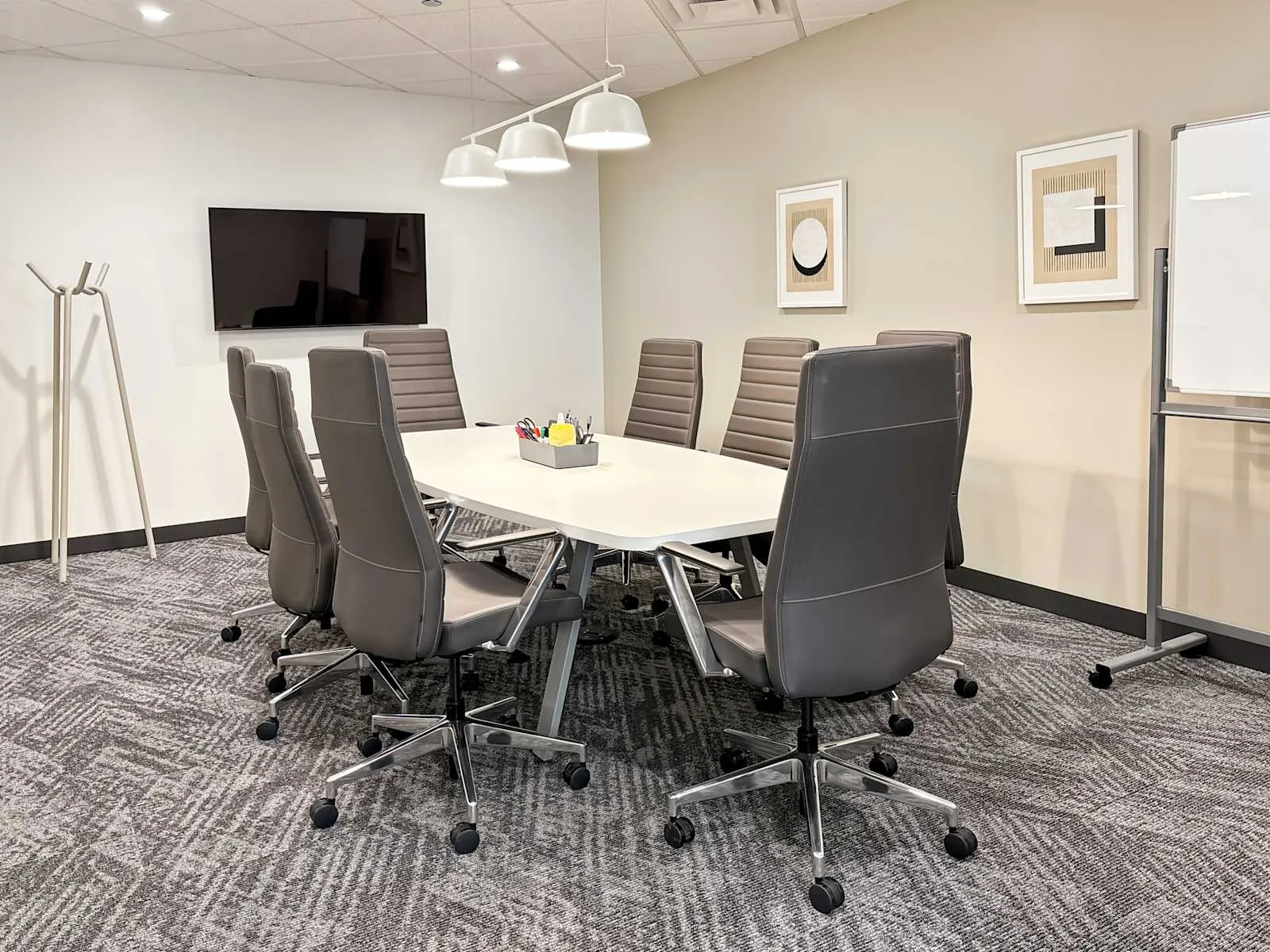 Regus CA, Sacramento - 1750 Howe, Meeting room for 8 people, Sacramento, CA