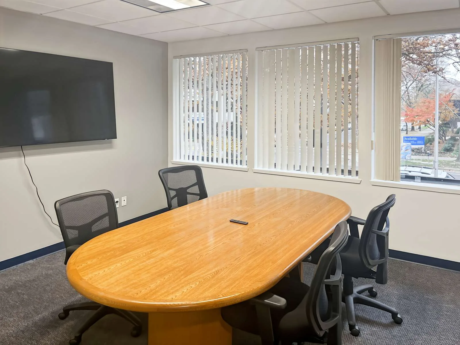 Regus CA, Sacramento - G Street, Meeting room for 4 people, Sacramento, CA