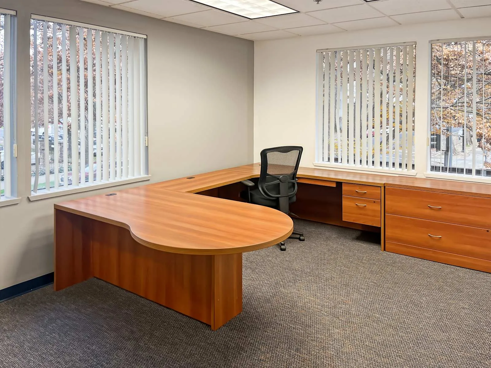 Regus CA, Sacramento - G Street, Private office, 1 desk, Sacramento, CA