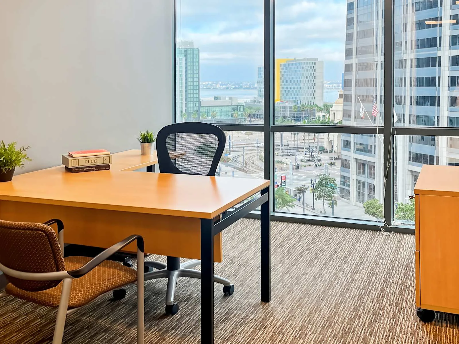 Regus CA, San Diego - 501 W. Broadway, Private office, 1 desk, San Diego, CA