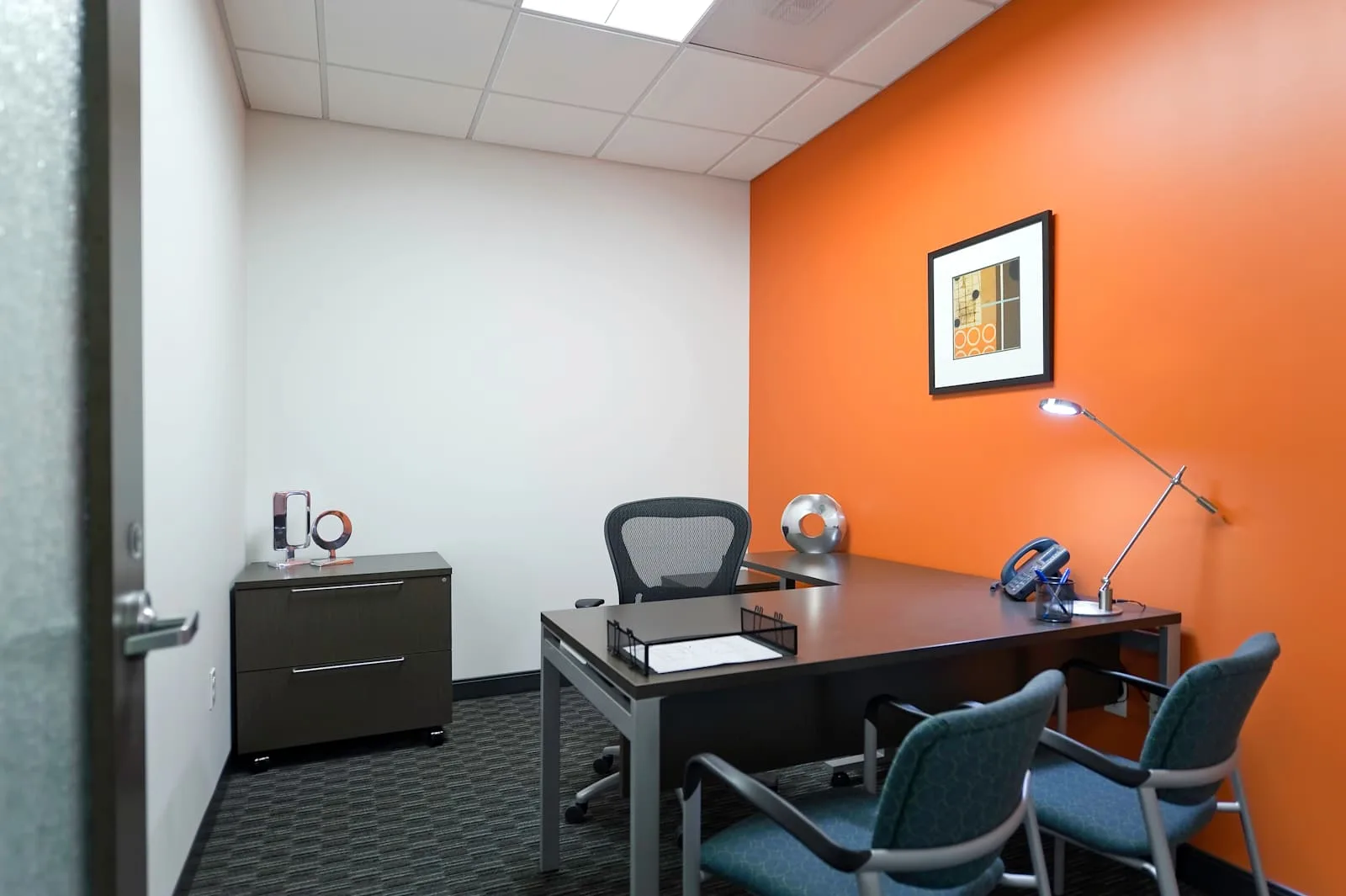Regus CA, San Diego – Diamond View, Private office, 1 desk, San Diego, CA