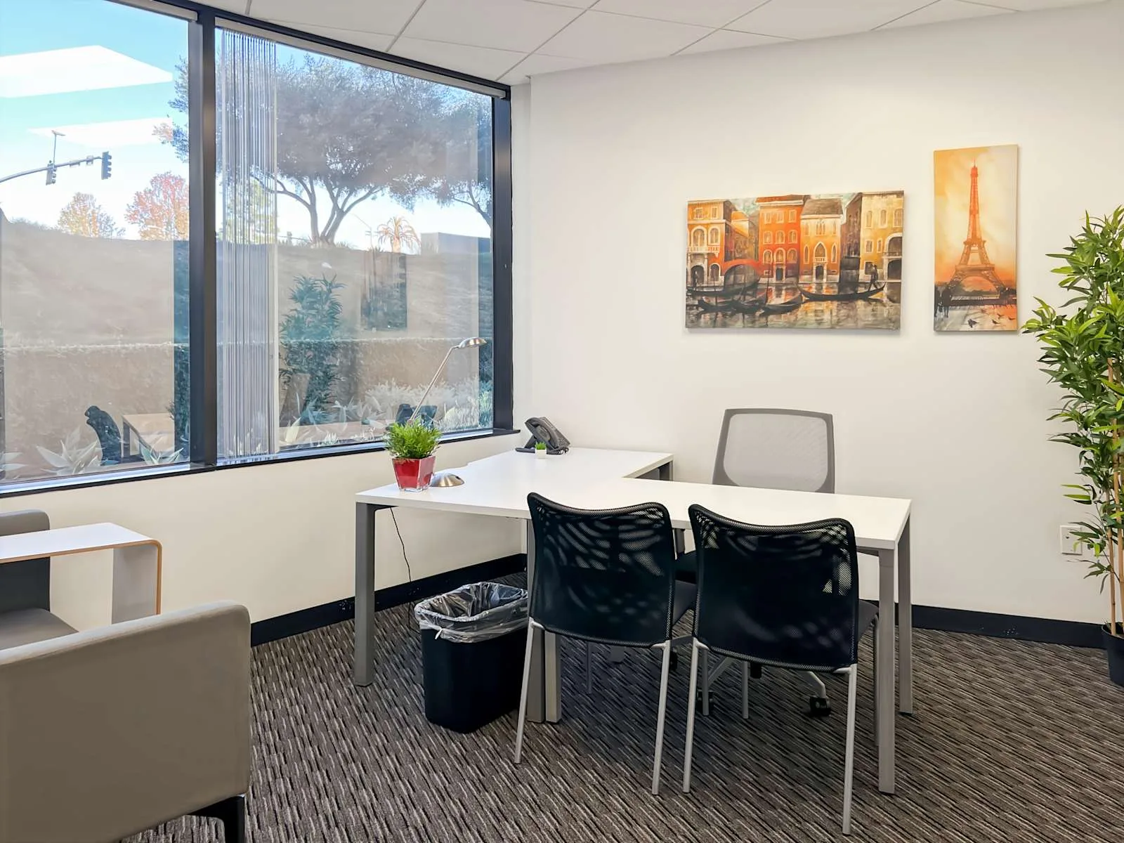 Regus CA, San Diego - One Pacific Heights, Private office, 1 desk, La Jolla, CA