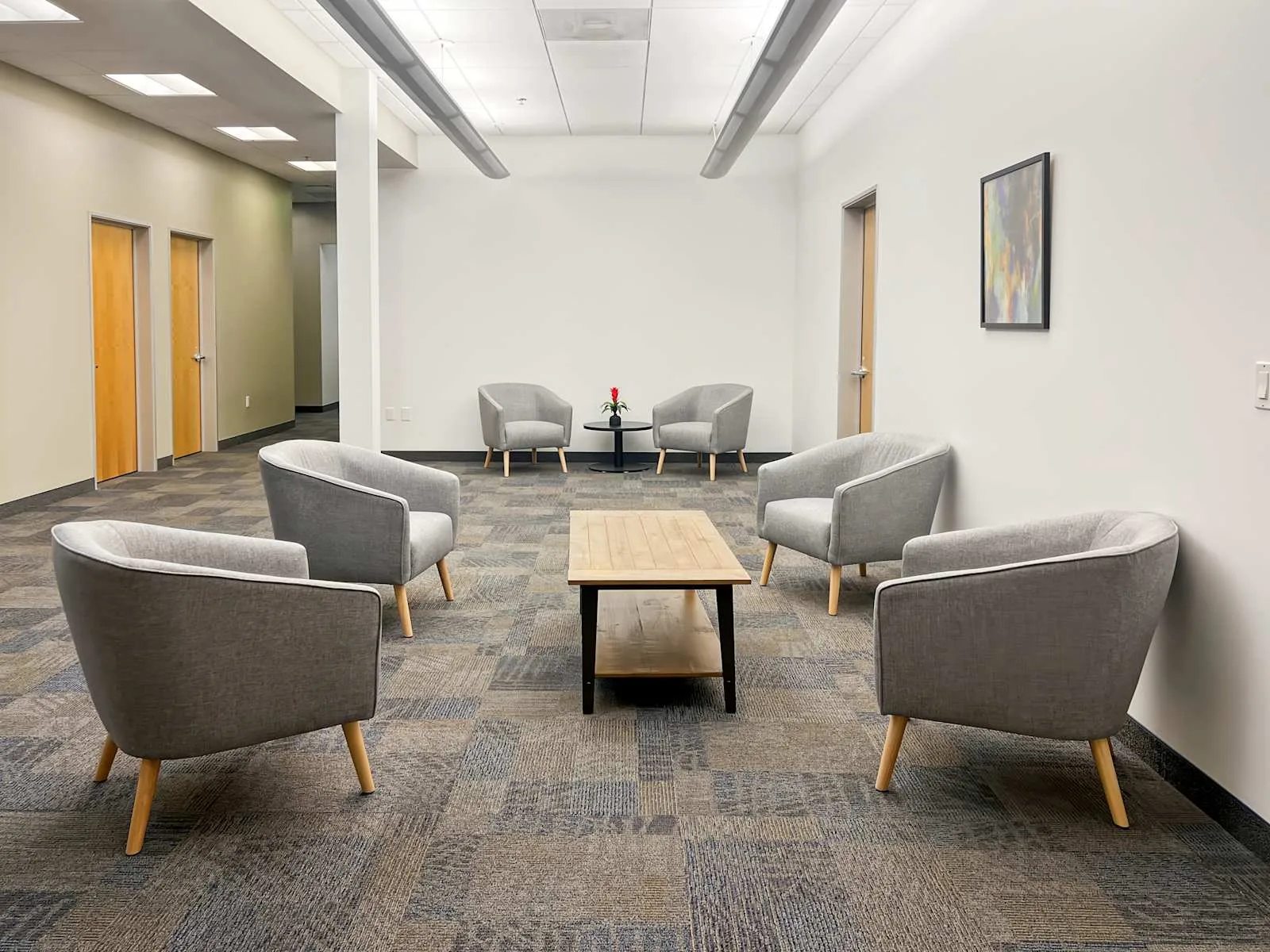 Regus CA, San Diego - Via del Campo Ct, Lounge, Escondido, CA