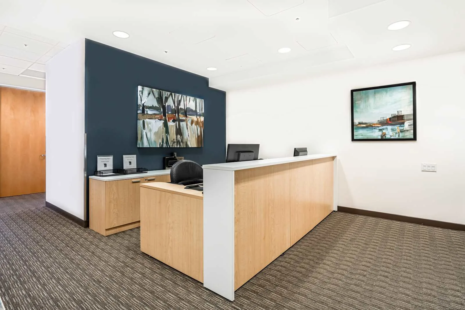 Regus CA, San Francisco - 505 Montgomery, Reception, San Francisco, CA