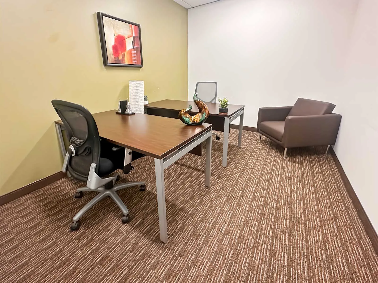 Regus CA, San Francisco - 580 California, Private office, 2 desks, San Francisco, CA