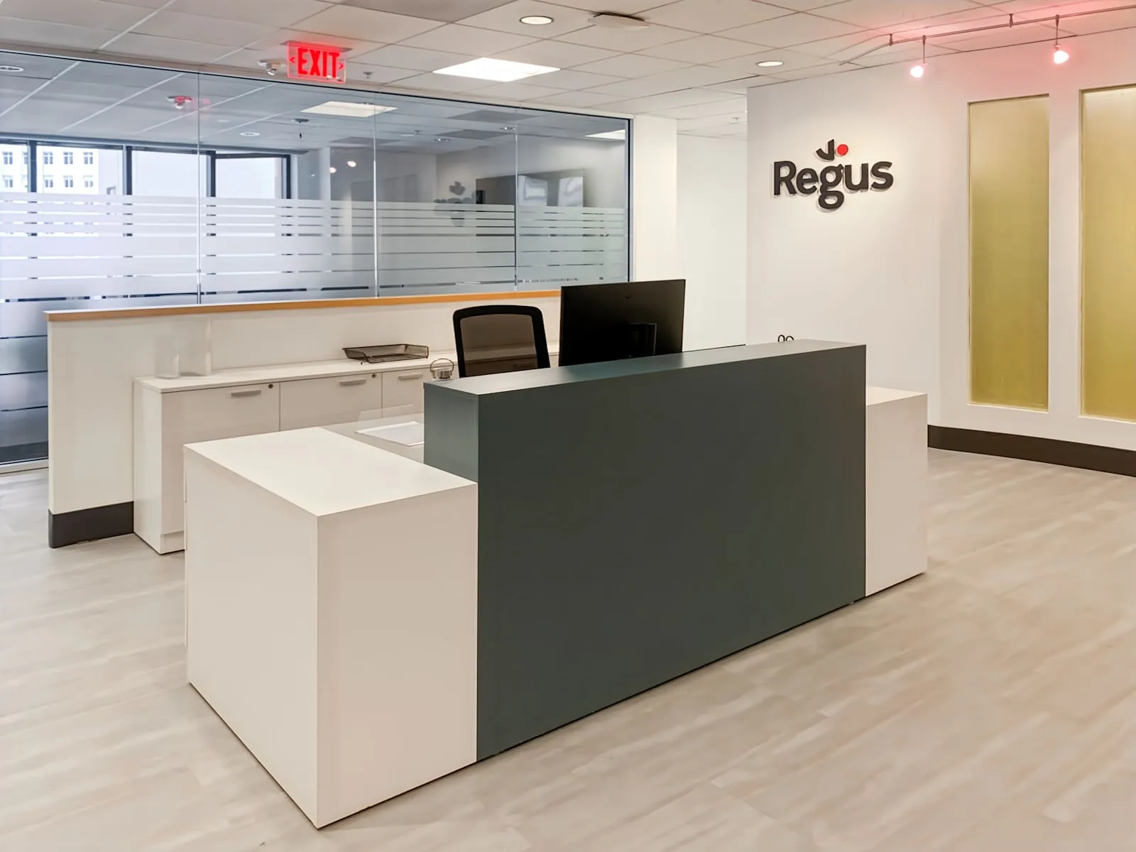 Regus CA, San Francisco - 71 Stevenson St, Reception, San Francisco, CA