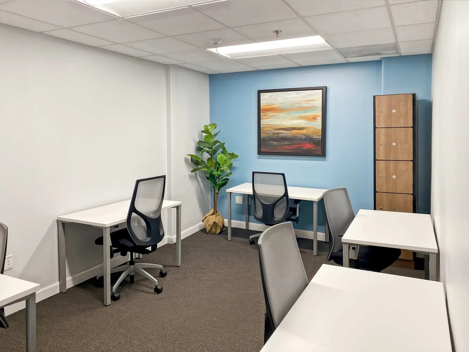 Regus CA, Santa Barbara - Downtown Santa Barbara, Private office, 5 desks, Santa Barbara, CA