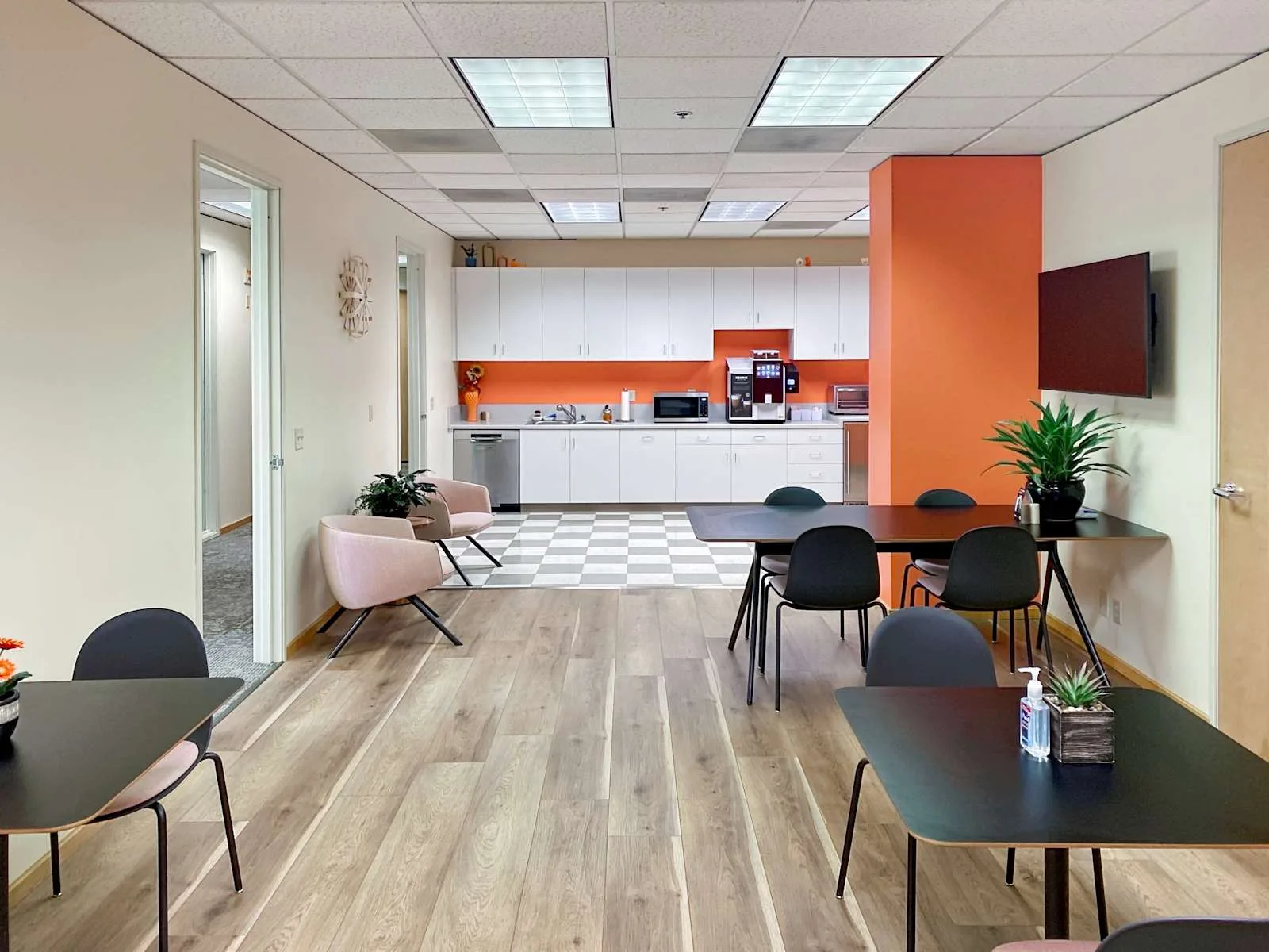 Regus CA, Santa Rosa- Guerneville Rd, Cafeteria, Santa Rosa, CA