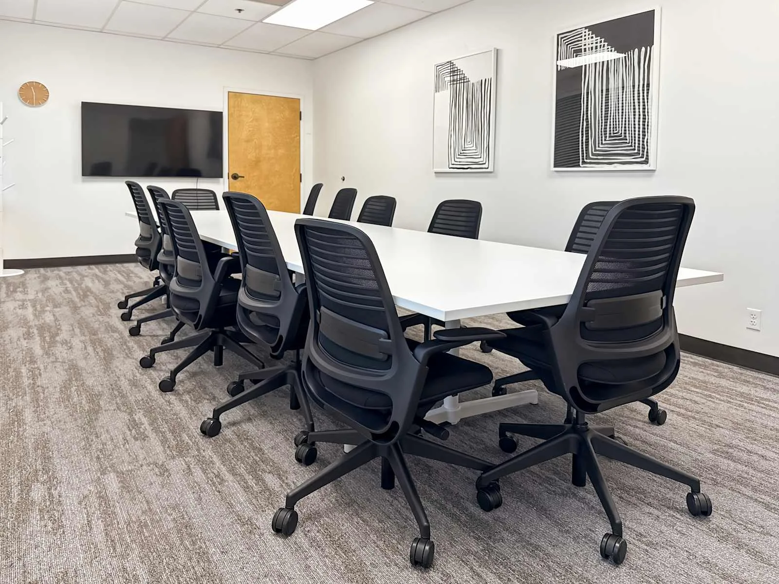 Regus CA, Santa Rosa - Neotomas Ave, Meeting room for 12 people, Santa Rosa, CA