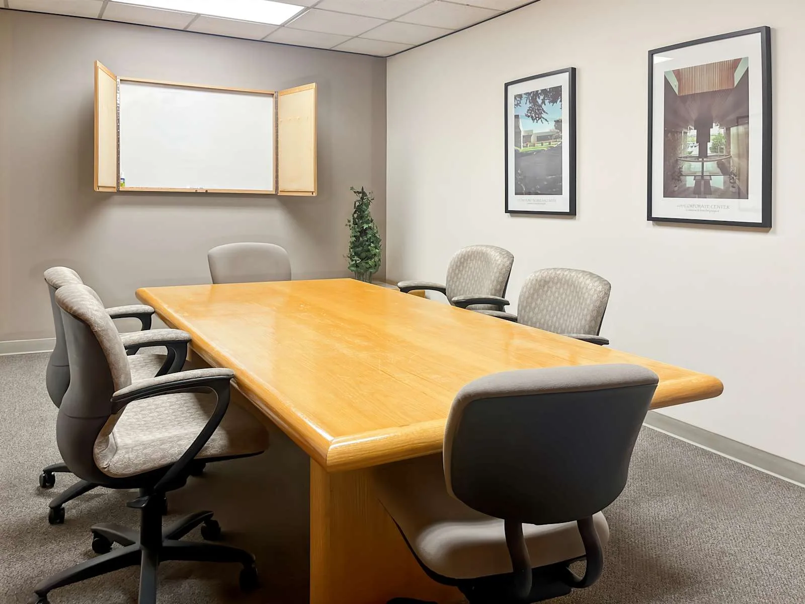 Regus CA, Santa Rosa - Stony Circle, Meeting room for 7 people, Santa Rosa, CA