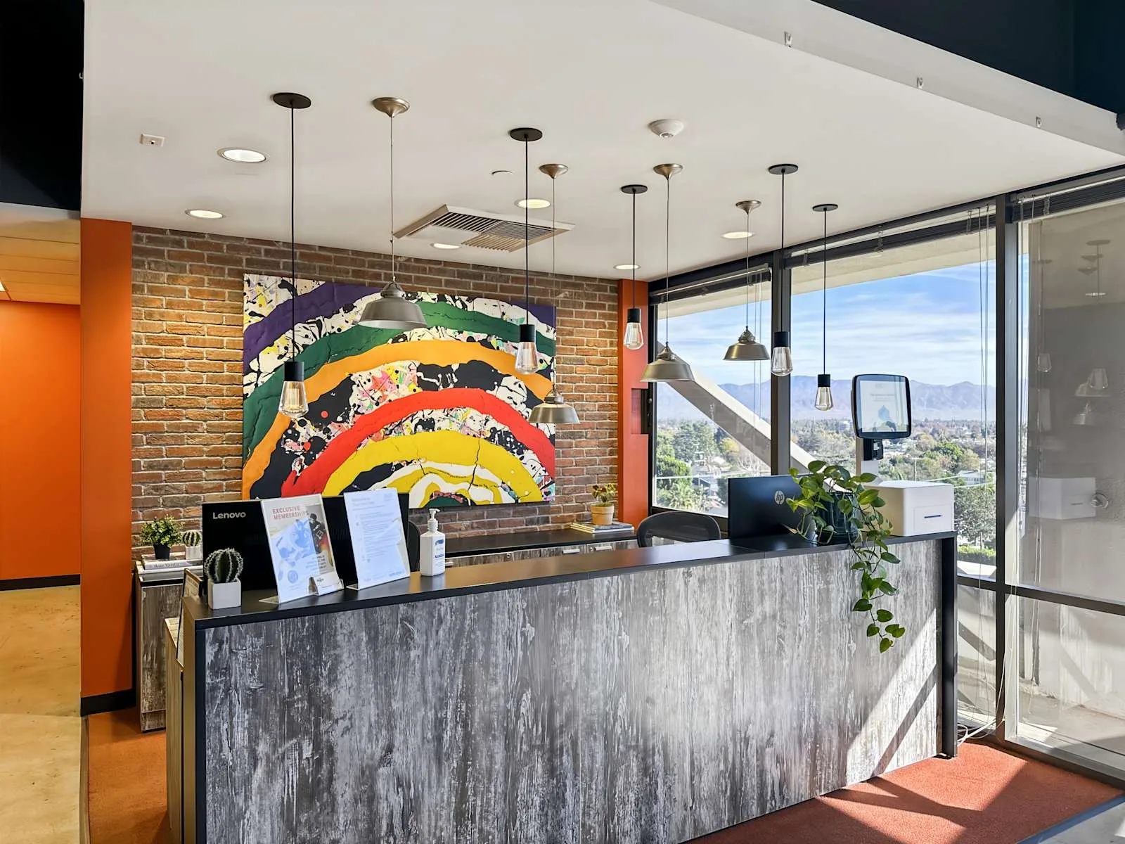 Regus CA, Sherman Oaks - Galleria, Reception, Sherman Oaks, CA