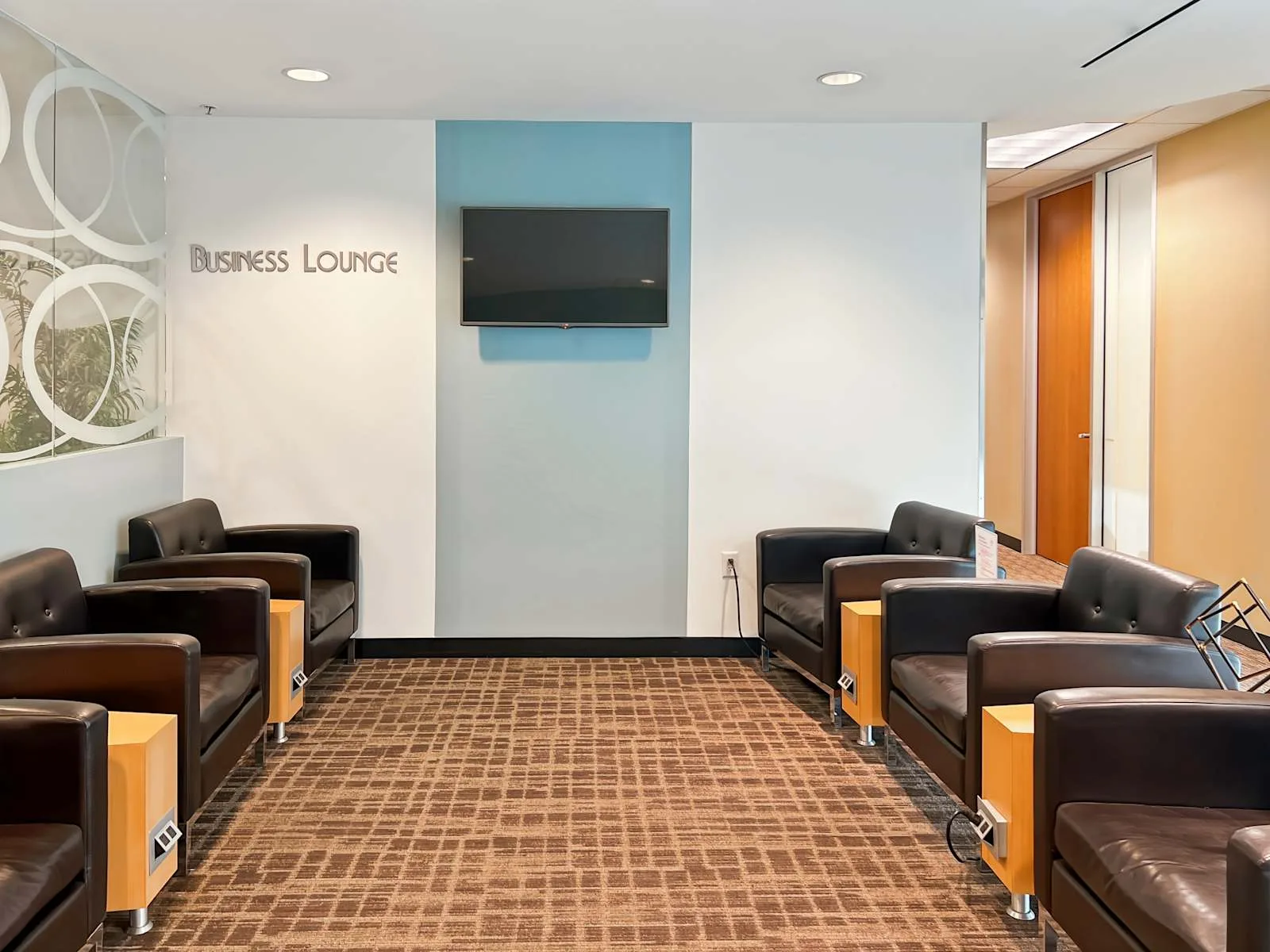 Regus CA, Walnut Creek - Treat Boulevard, Lounge, Walnut Creek, CA