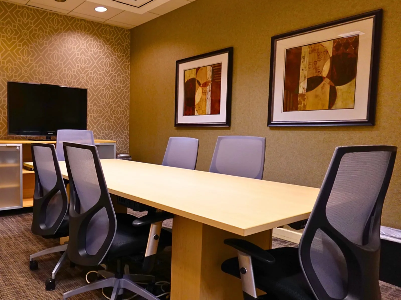 Regus CA, West Los Angeles - Howard Hughes, Meeting room for 6 people, Los Angeles, CA