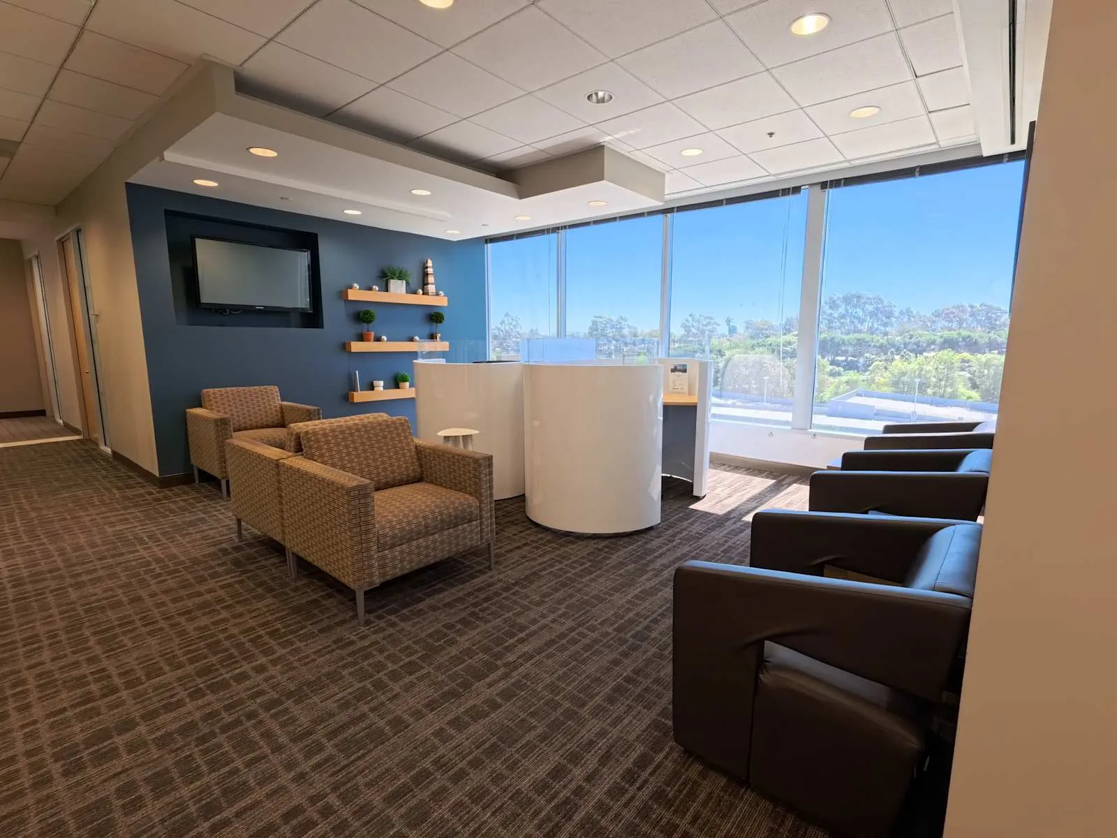 Regus CA, West Los Angeles - Howard Hughes, Reception, Los Angeles, CA