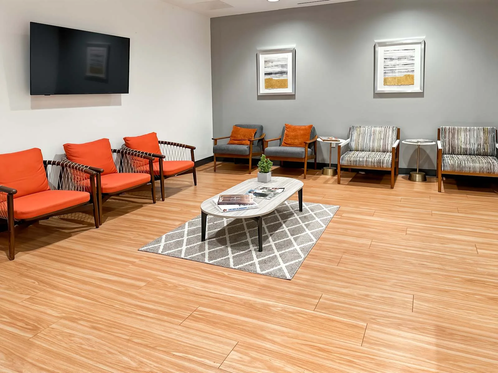 Regus CA, Woodland Hills - Trillium Towers Center, Lounge, Woodland Hills, CA