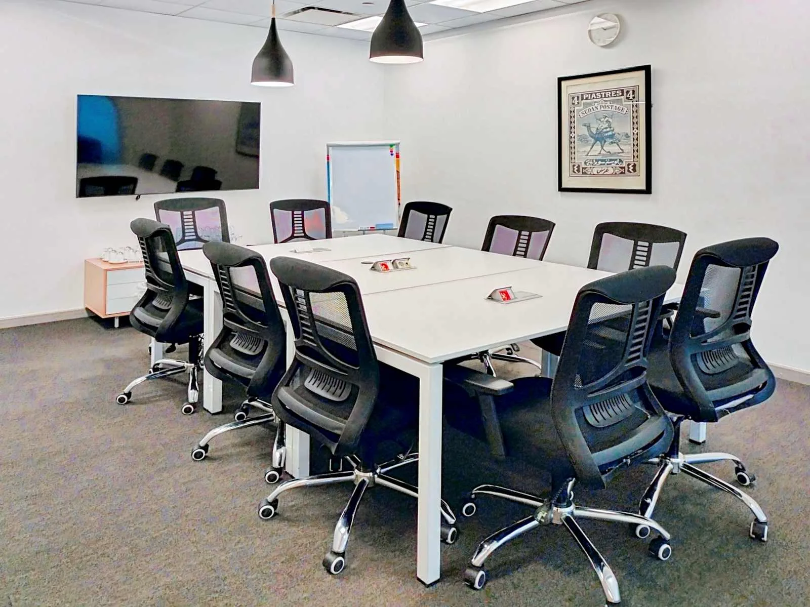 Regus CAIRO, Nile City Towers - EGP, Meeting room for 10 people, Nasr City