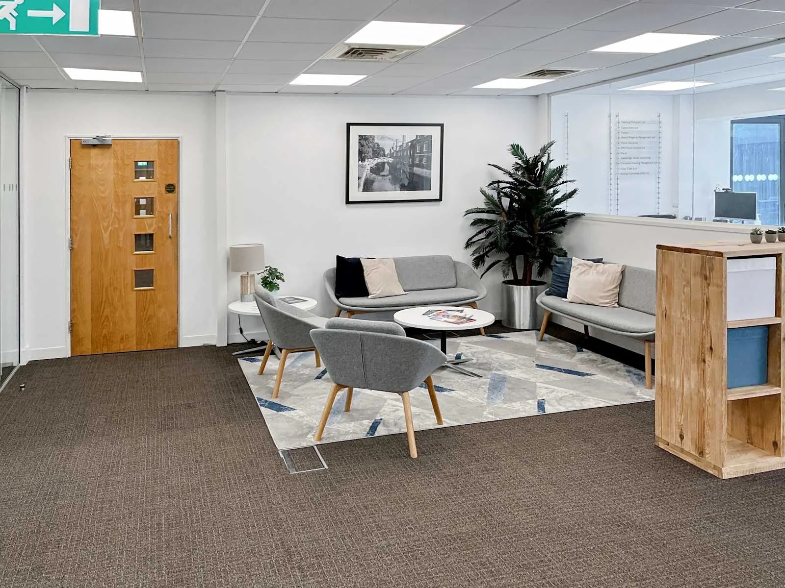 Regus CAMBRIDGE, Vision Park, Lounge, Cambridge