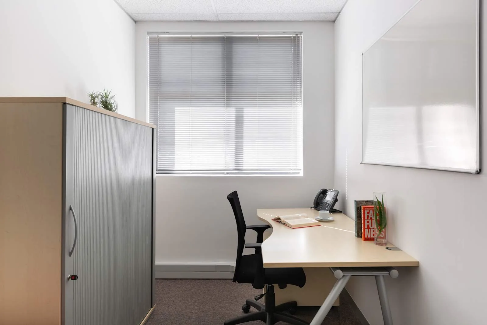 Regus CAPE TOWN, Century City, Private office, 1 desk, Cape Town
