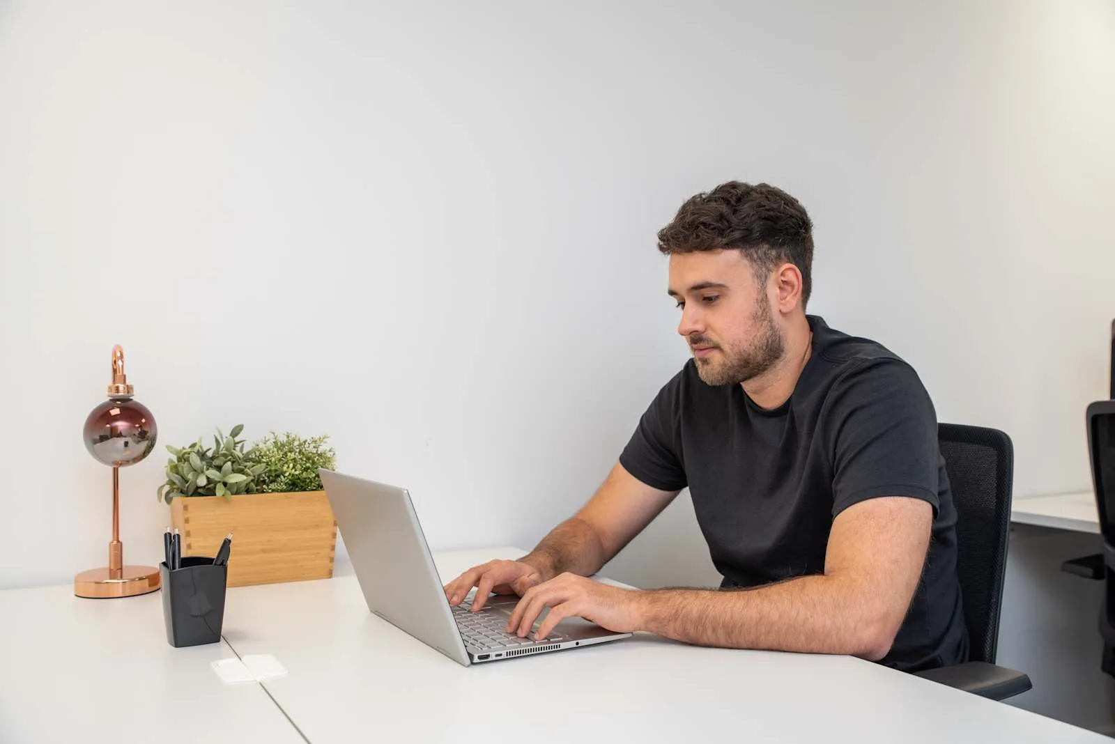 Regus CARDIFF, Cardiff Gate Business Park, Private office, 1 desk, Cardiff