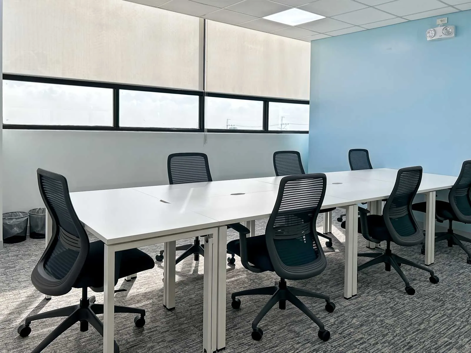 Regus Carmona, First Global Technopark, Meeting room for 8 people, Carmona