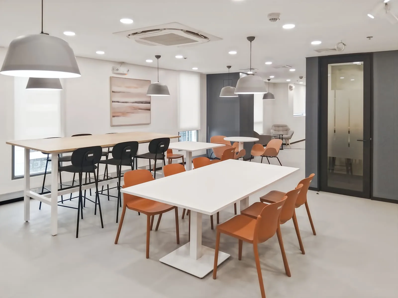 Regus Cebu City, i2 Building、自助餐厅、宿务市
