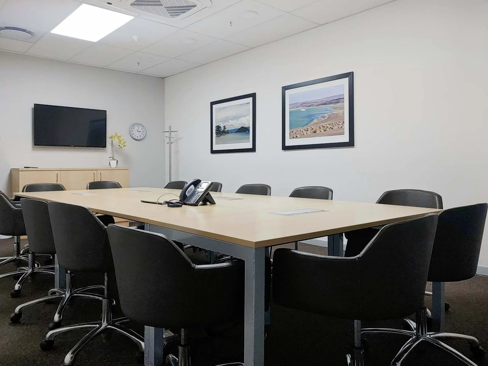 Regus Centurion, Centurion Mall, Meeting room for 12 people, Centurion