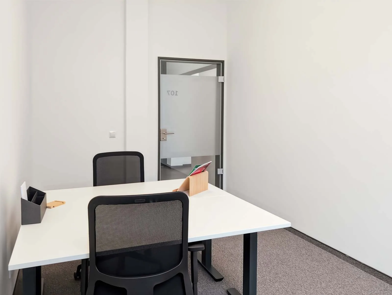 Regus CHEMNITZ, Europark, Private office, 2 desks, Chemnitz