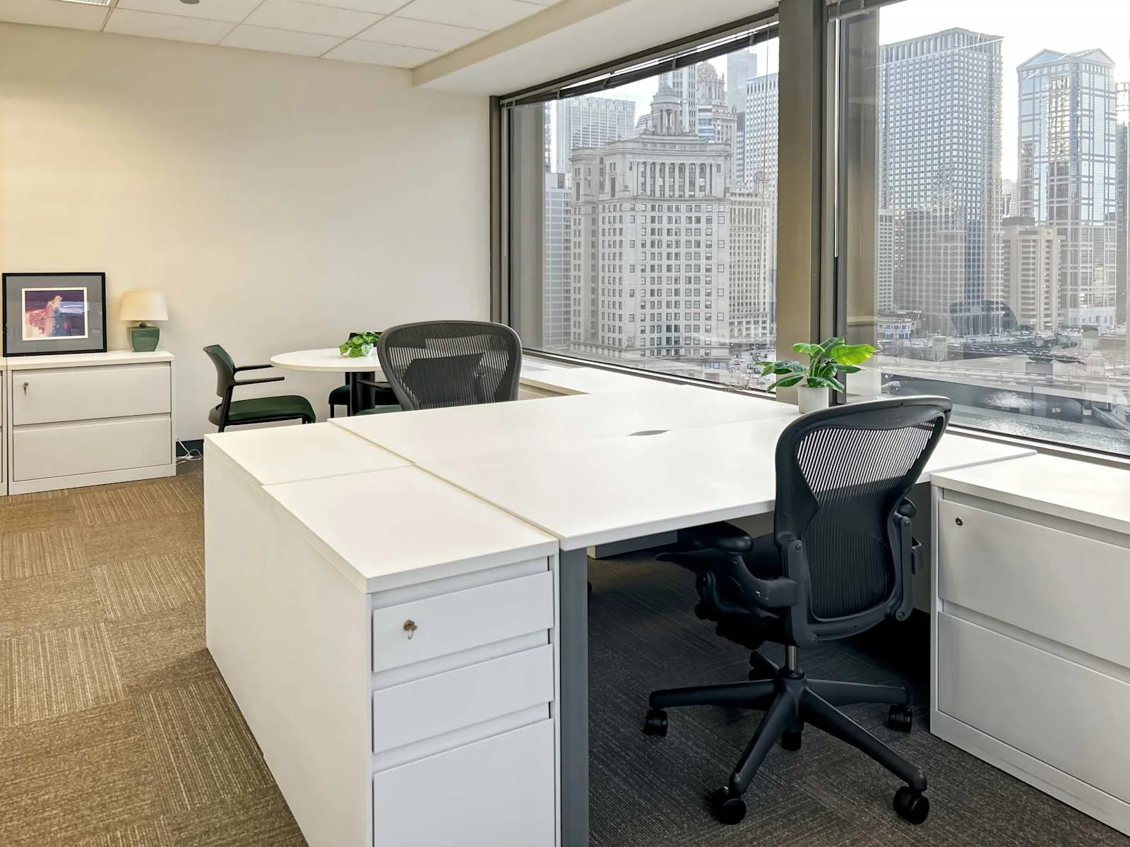 Regus IL, Chicago - 401 North Michigan, Private office, 2 desks, Chicago, IL