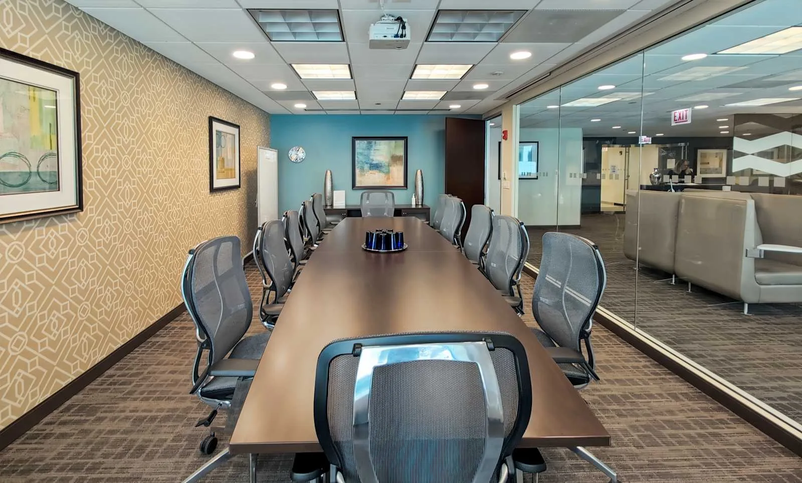 Regus IL, Chicago-CBD - West Loop Riverside Plaza Center, Meeting room for 12 people, Chicago, IL