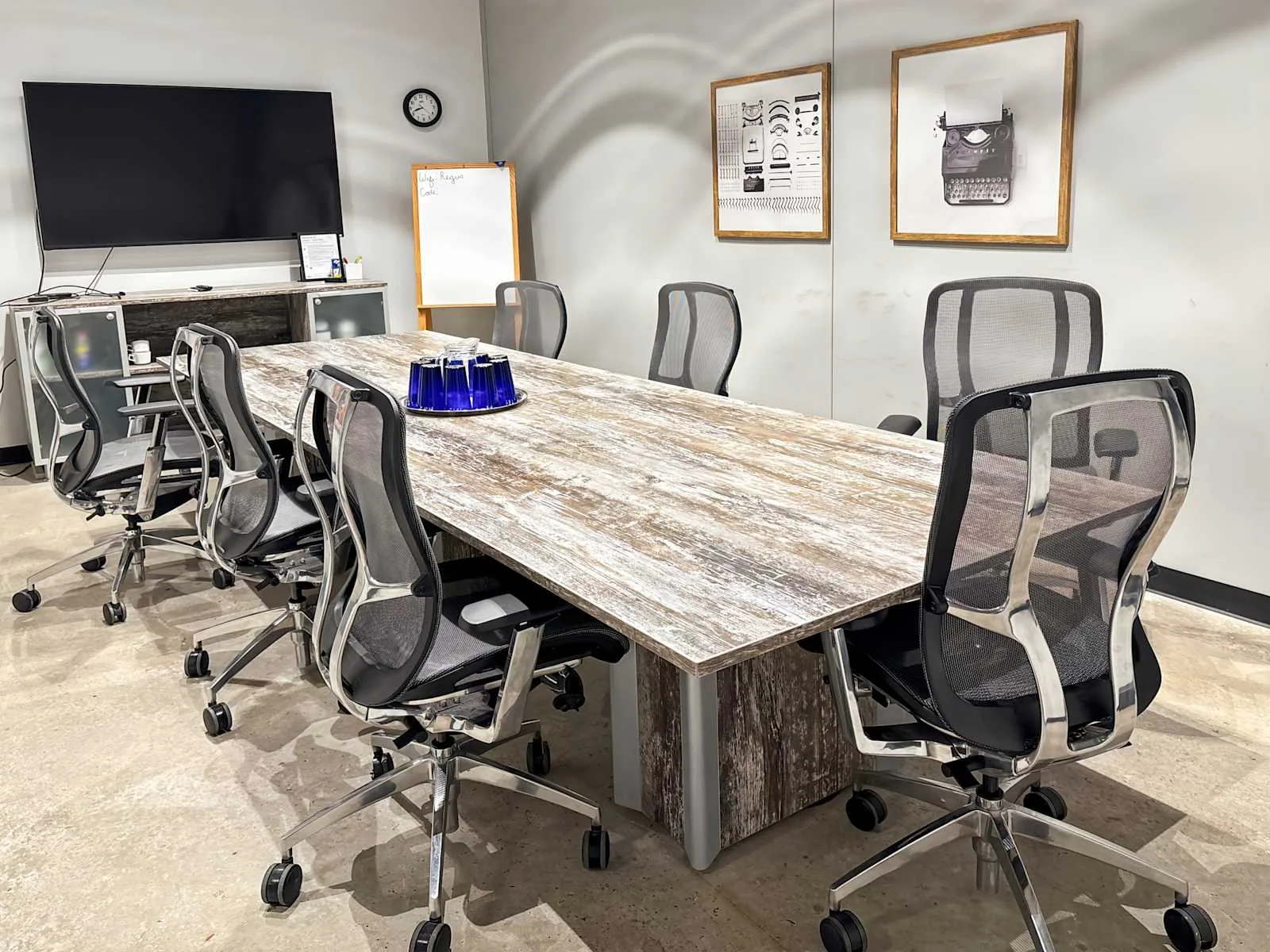 Regus IL, Chicago - Hyde Park, Meeting room for 7 people, Chicago, IL