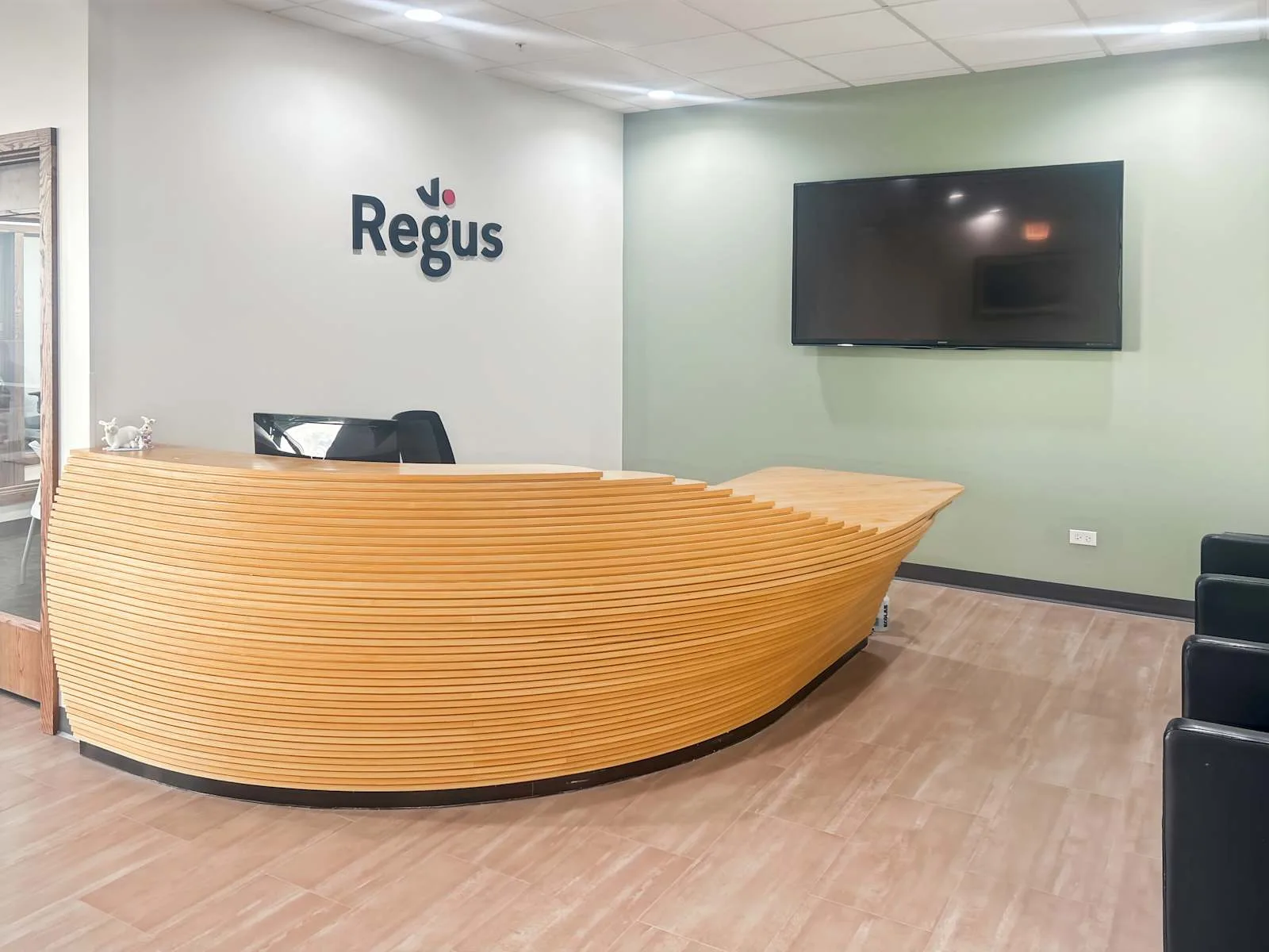 Regus IL, Chicago - Jefferson Park, Reception, Park Ridge, IL