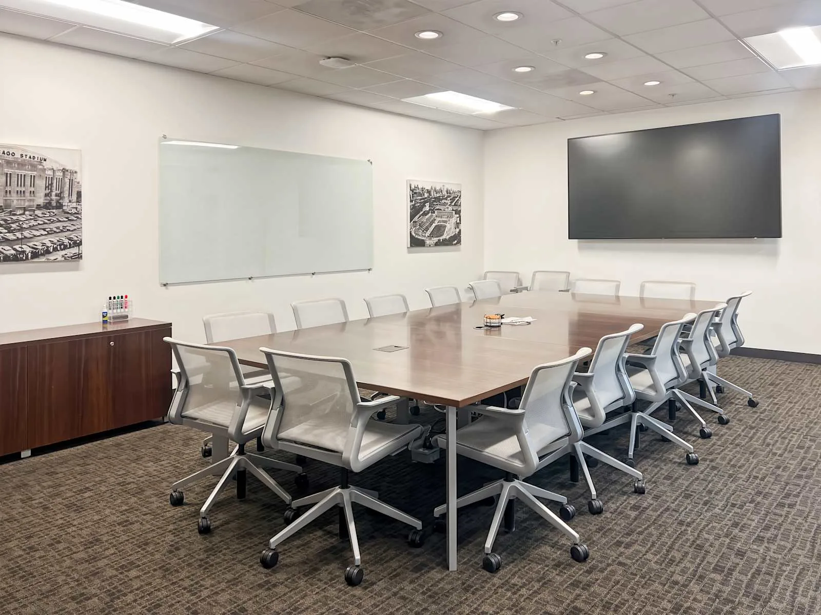 Regus IL, Chicago - Jefferson Park, Meeting room for 16 people, Park Ridge, IL