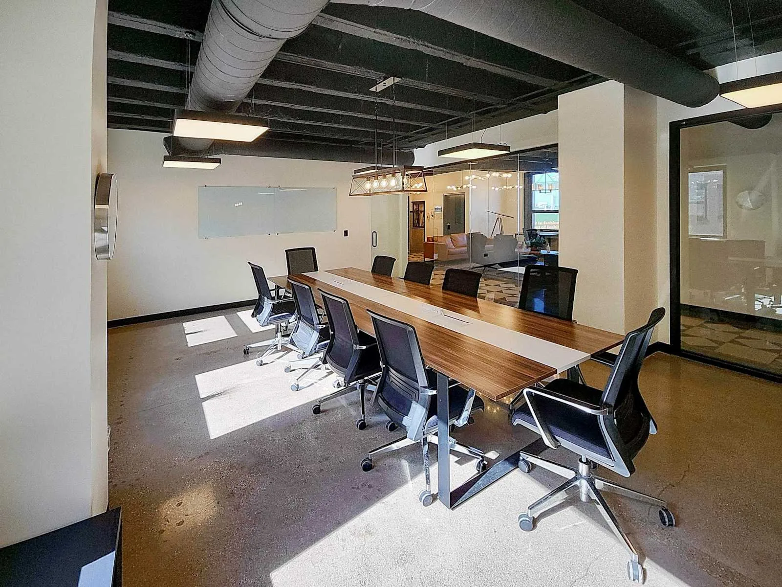 Regus IL, Chicago - Wicker Park, Meeting room for 10 people, Chicago, IL