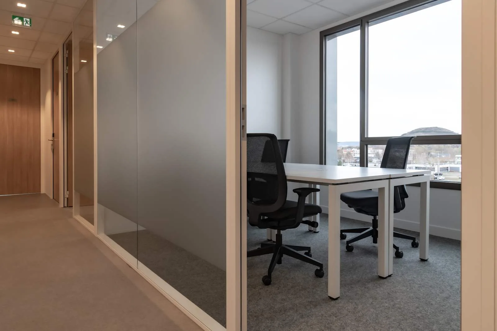 Regus Clermont-Ferrand, La Pardieu, Bureau privatif 2 postes, Auvergne
