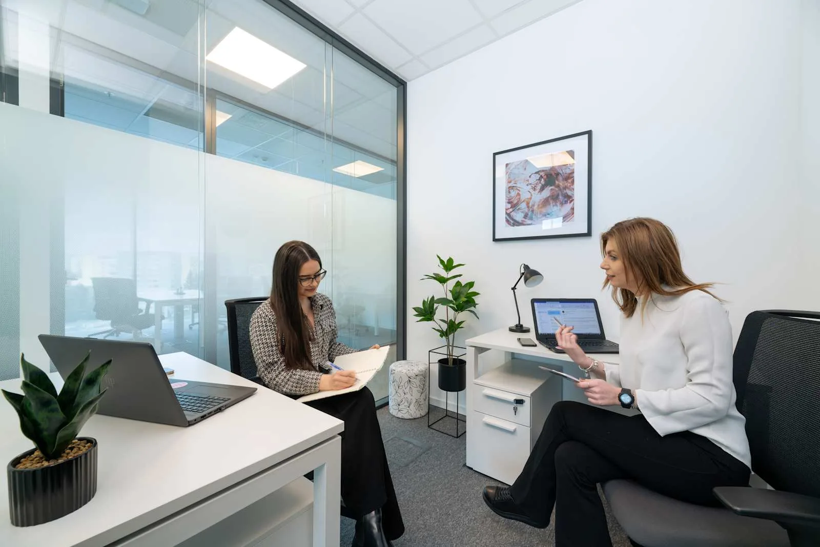 Regus Cluj-Napoca, Iulius Business Centre, Private office, 2 desks, Cluj-Napoca