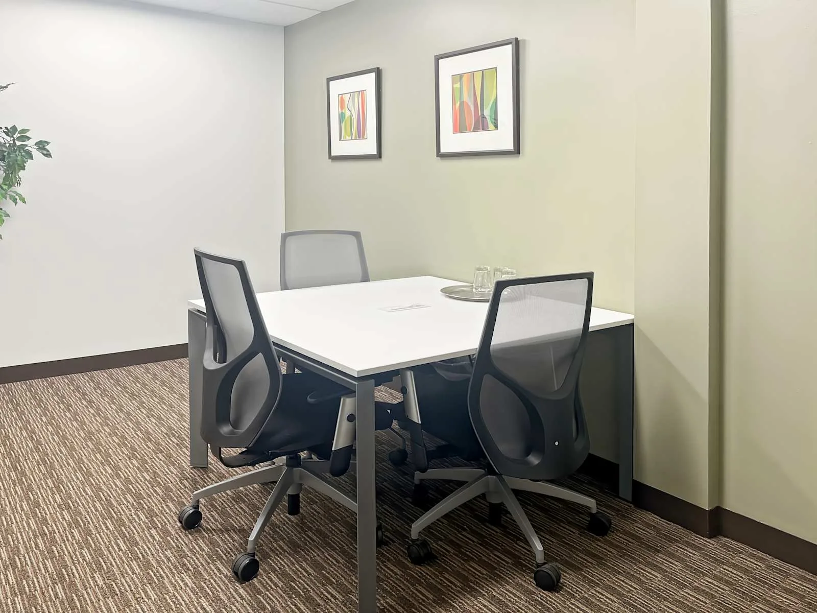Regus CO, Boulder - Baseline Office Suites, Meeting room for 4 people, Boulder, CO