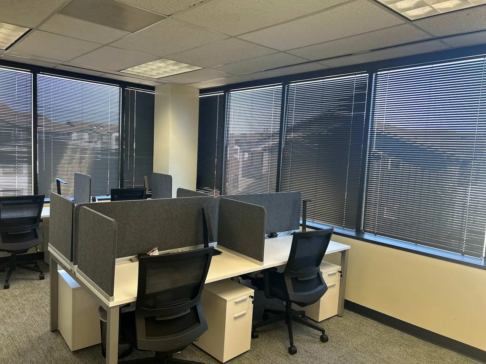 Regus CO, Colorado Springs - Delmonico Dr, Open-plan office, Colorado Springs, CO