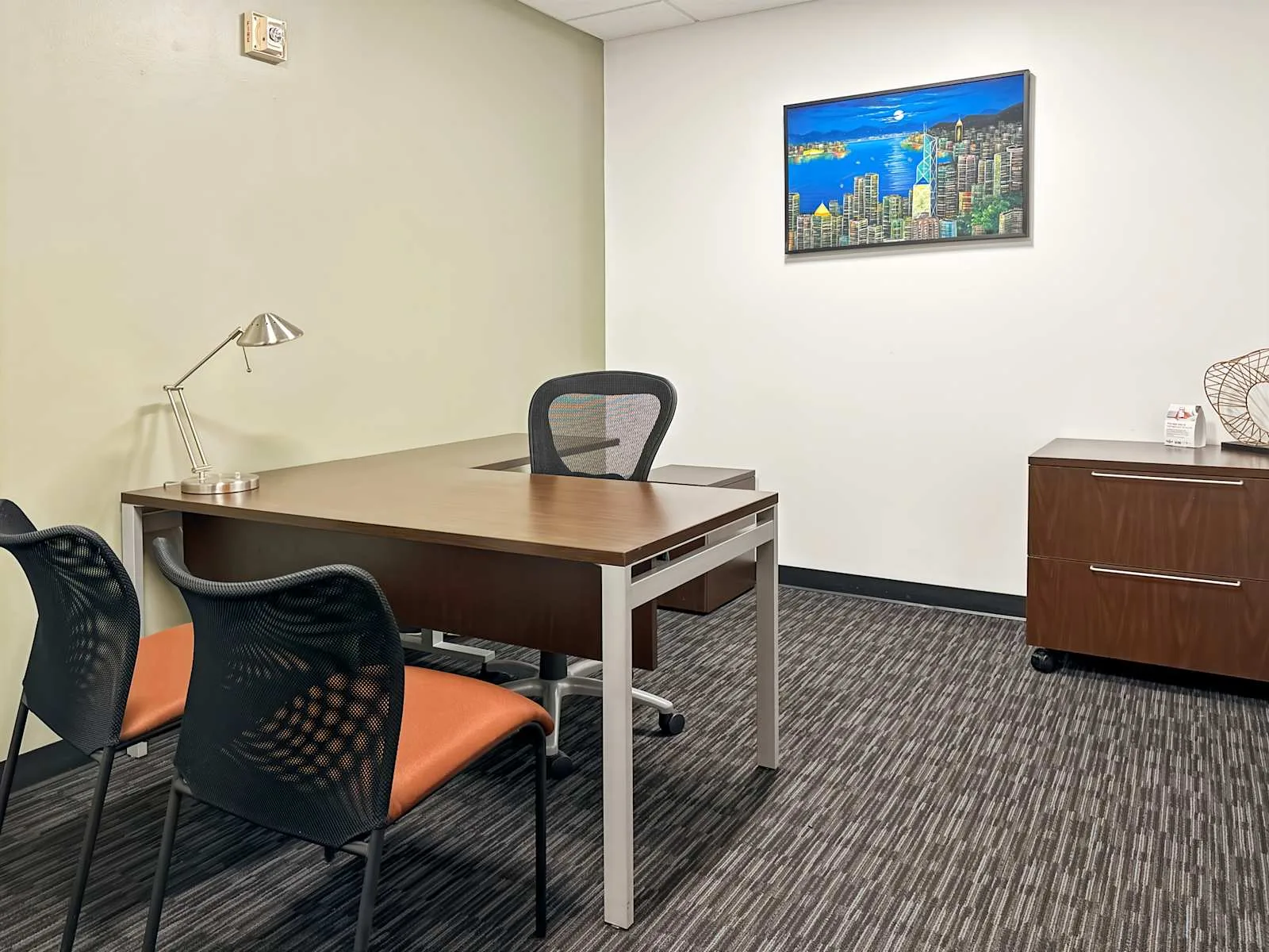 Regus CO, Colorado Springs - Downtown Alamo Corporate Center, Private office, 1 desk, Colorado Springs, CO