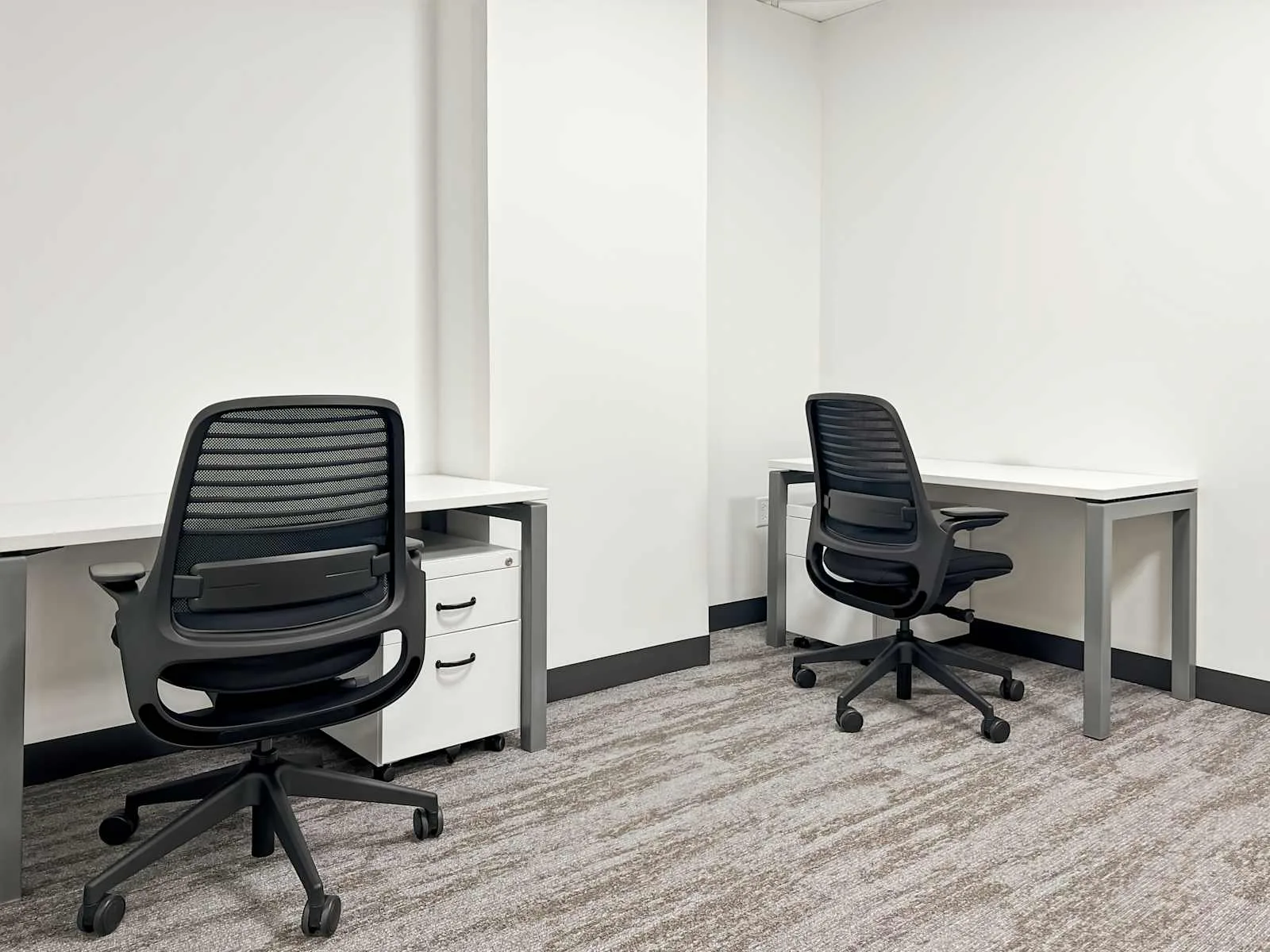 Regus CO, Denver - 3773 Cherry Creek, Private office, 2 desks, Denver, CO