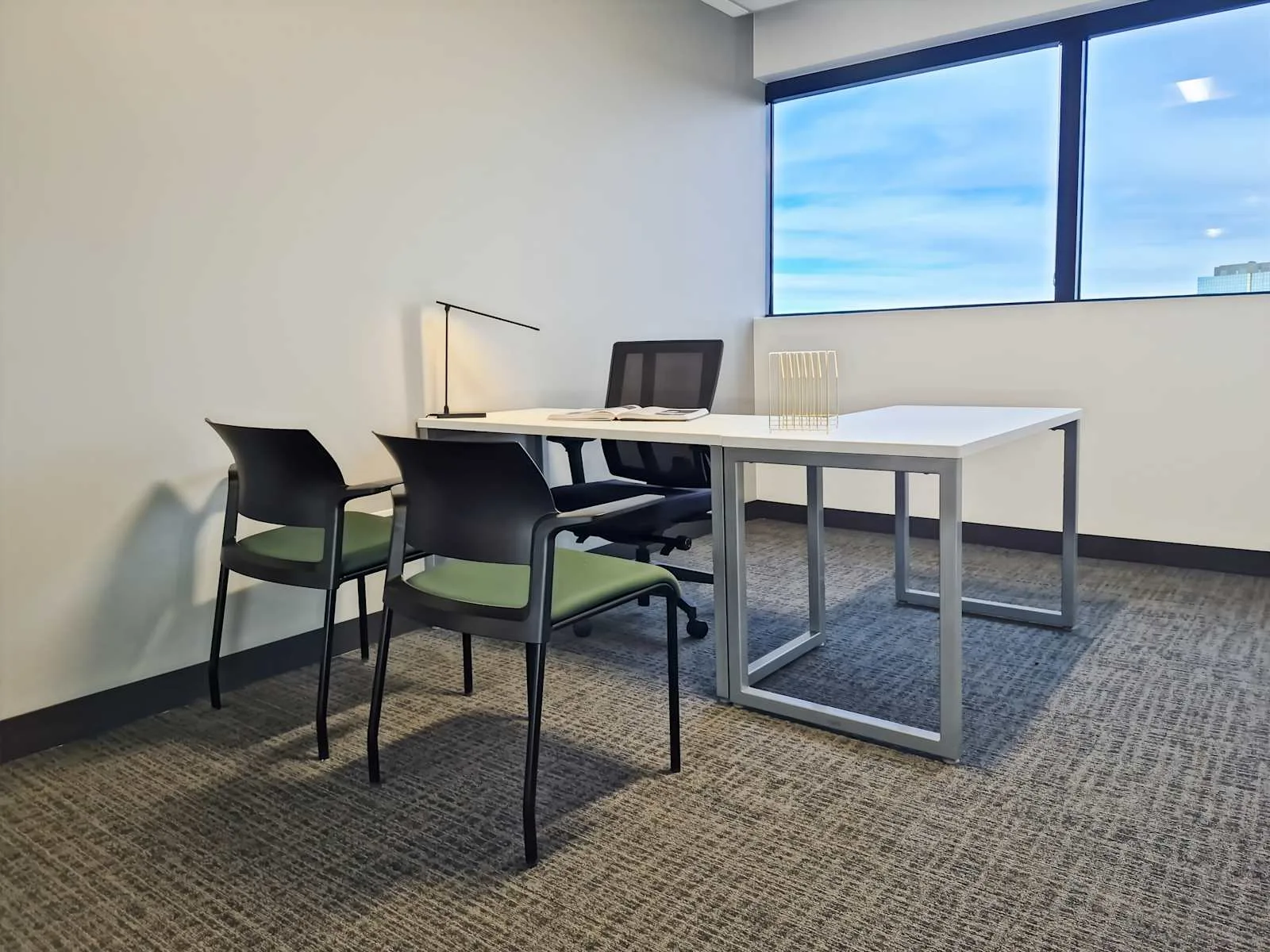 Regus CO, Denver - E Mississippi Ave, Private office, 1 desk, Denver, CO
