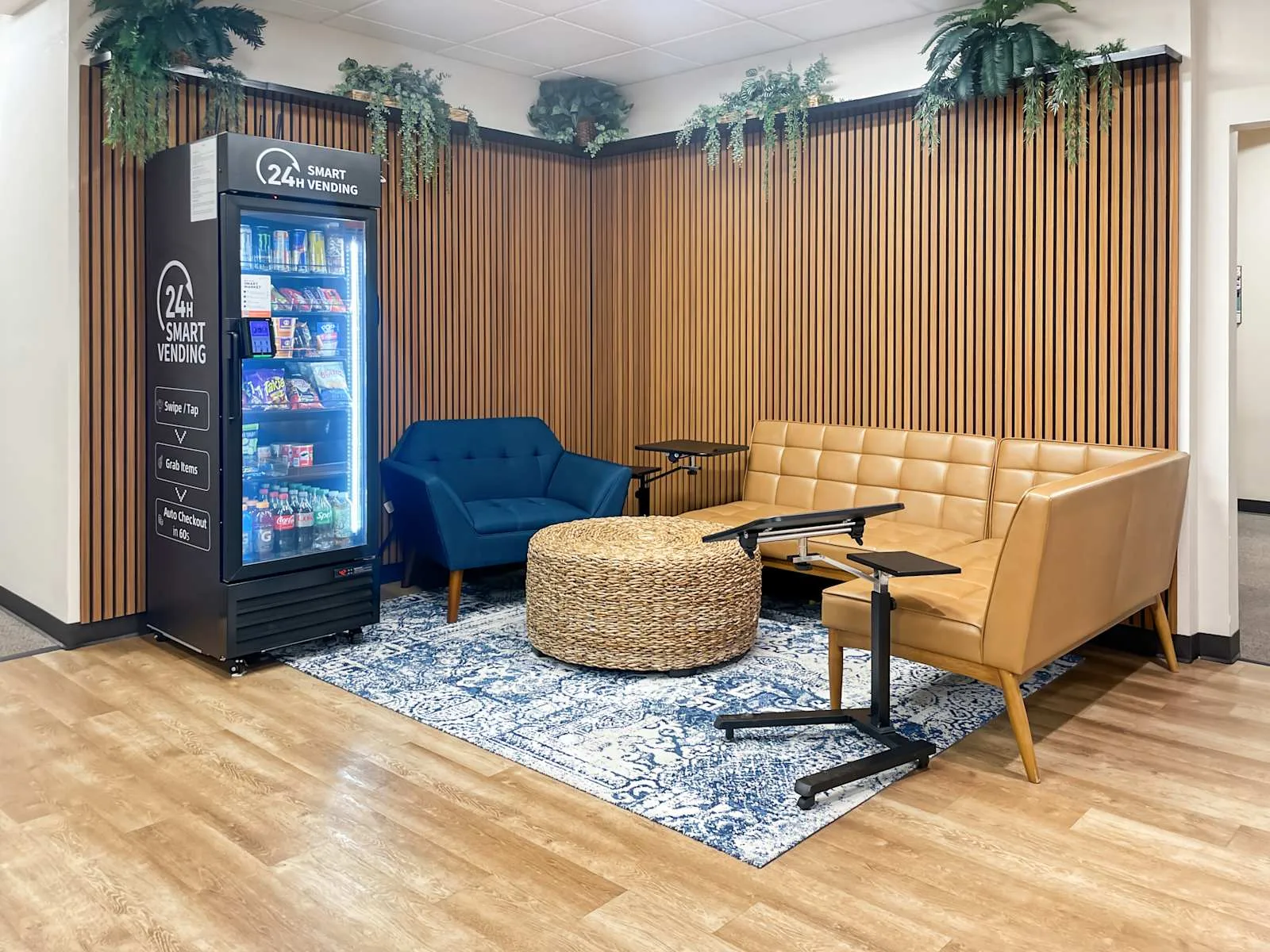Regus CO, Fort Collins - E Boardwalk Drive, Lounge, Fort Collins, CO