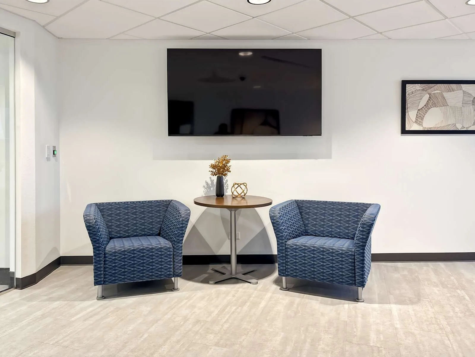 Regus CO, Golden - Indiana St, Lounge, Golden, CO