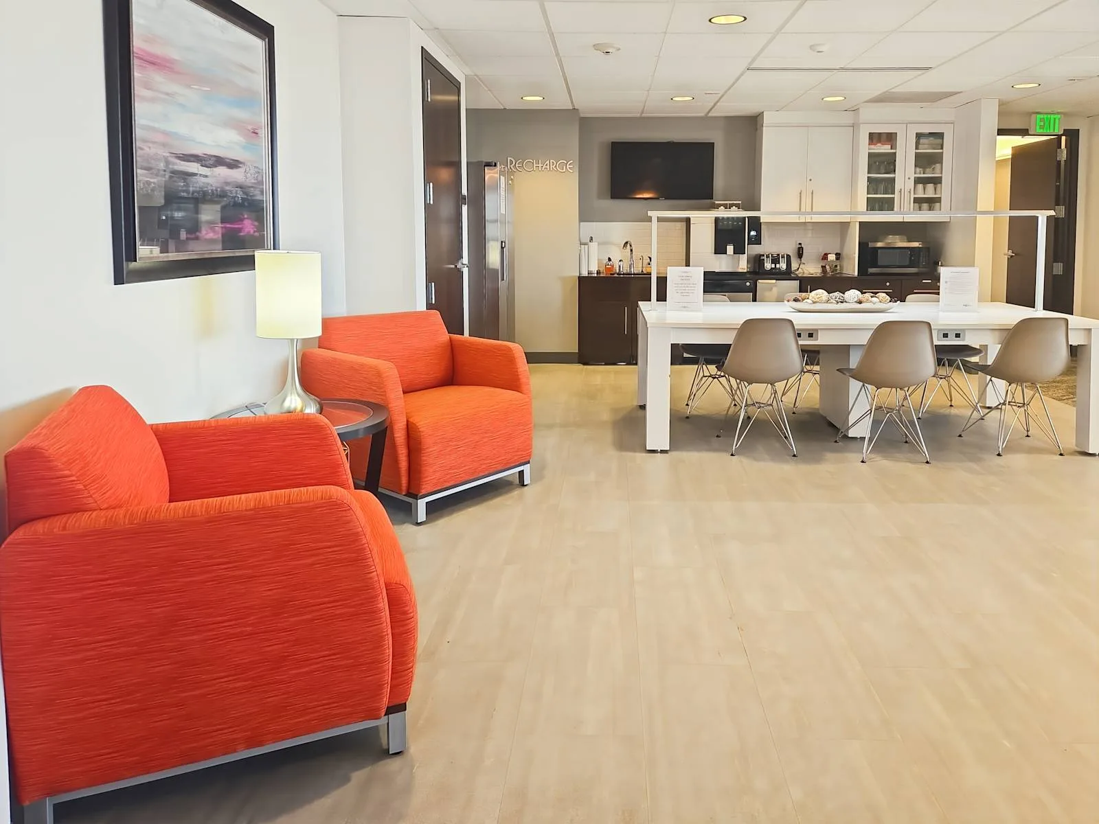 Regus CO, Lakewood - 200 Union, Cafeteria, Lakewood, CO