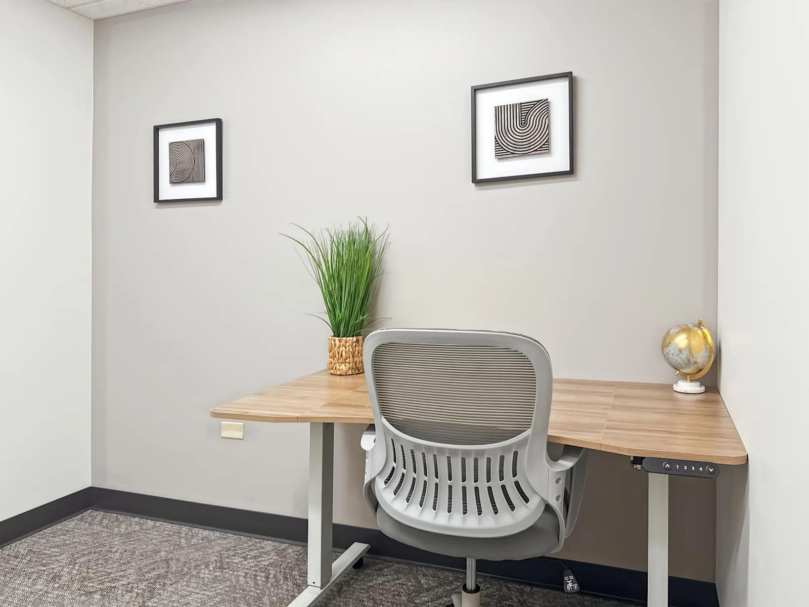 Regus CO, Lakewood - Wadsworth Blvd, Private office, 1 desk, Lakewood, CO
