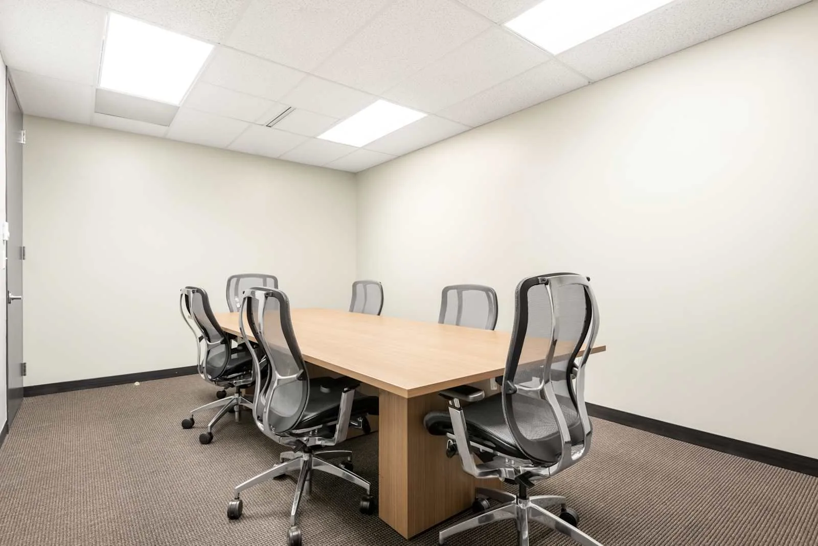 Regus CO, Littleton - Kellogg Center, Meeting room for 6 people, Littleton, CO