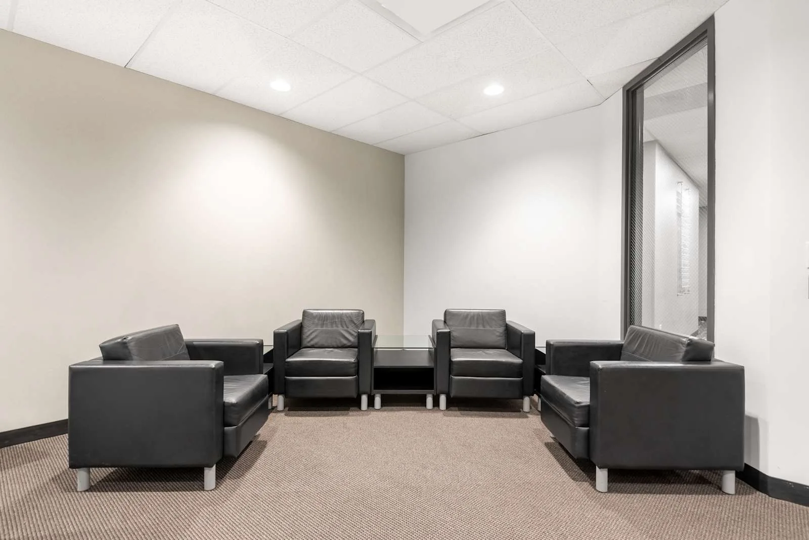 Regus CO, Littleton - Kellogg Center, Lounge, Littleton, CO