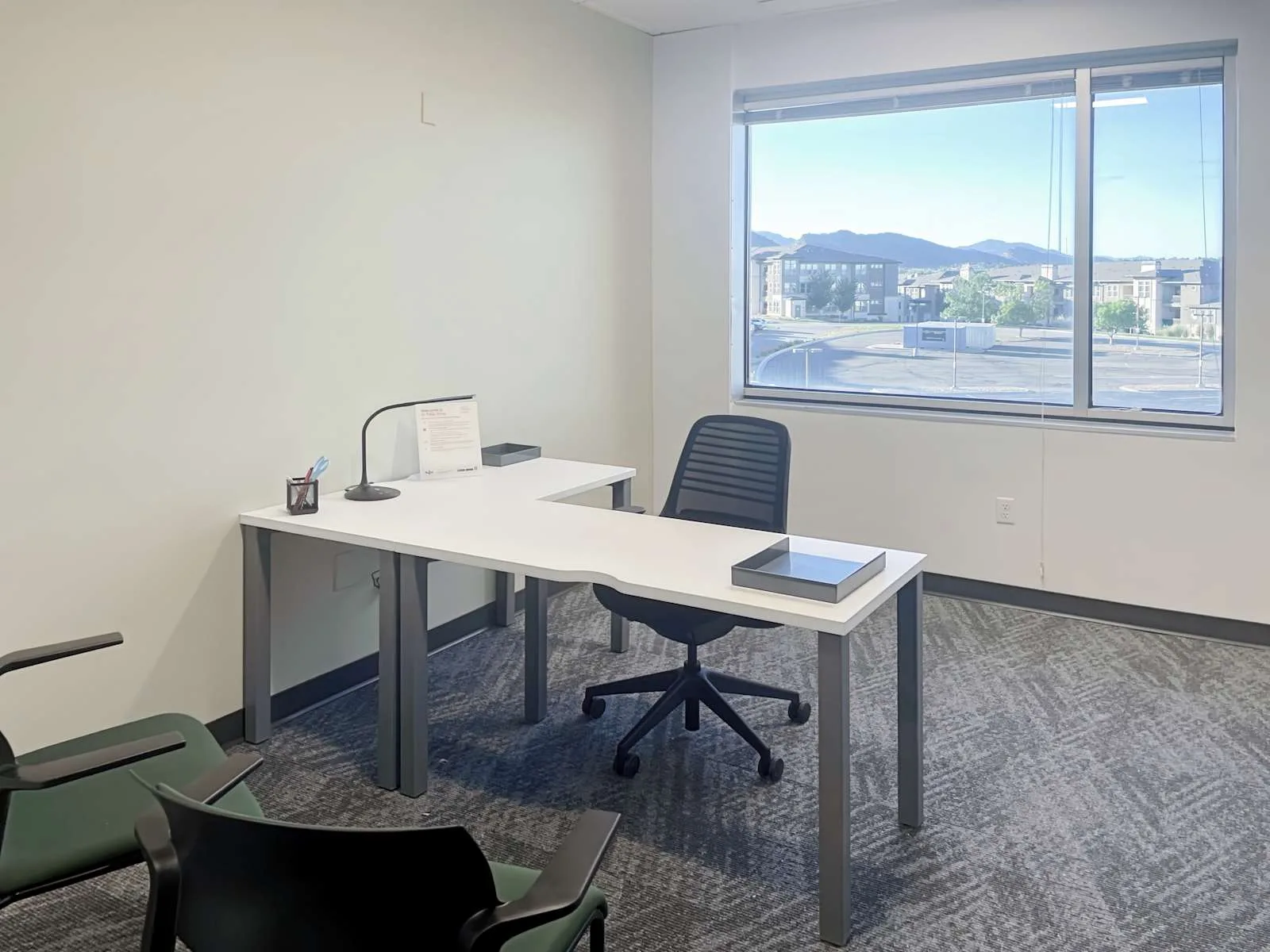 Regus CO, Littleton- W Toller Dr, Private office, 1 desk, Littleton, CO