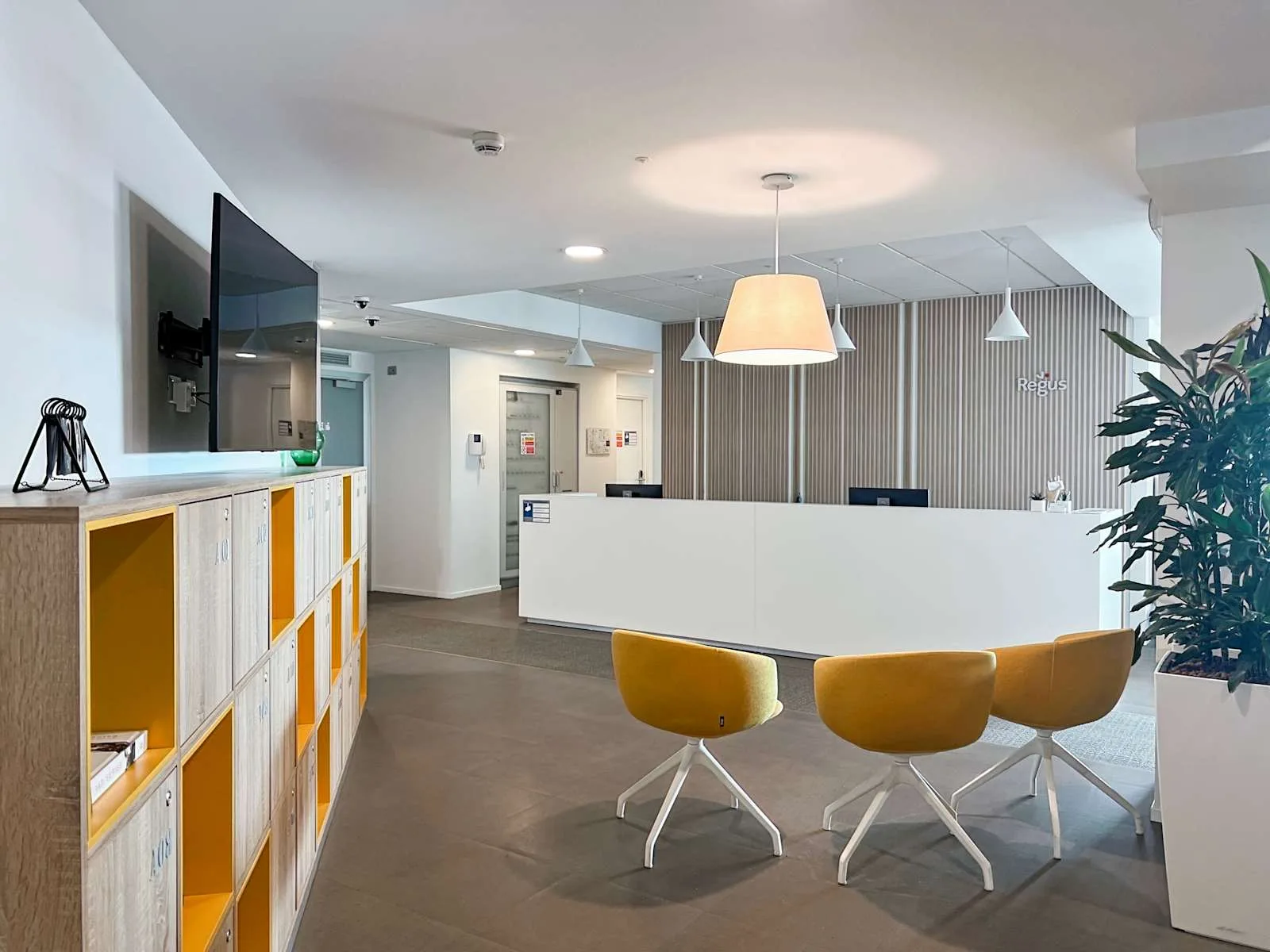 Regus Cologno Monzese, Reception, Cologno Monzese