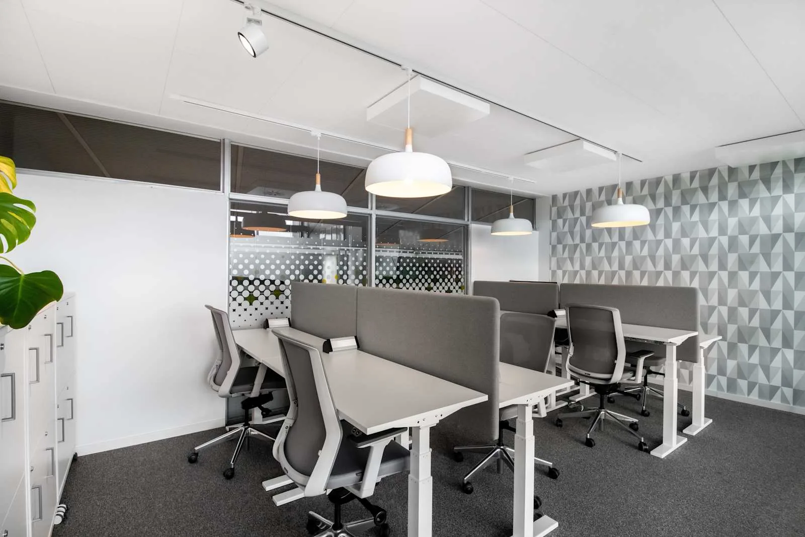 Regus COPENHAGEN AIRPORT TERMINAL 3, Regus Express, Private office, 6 desks, Copenhagen