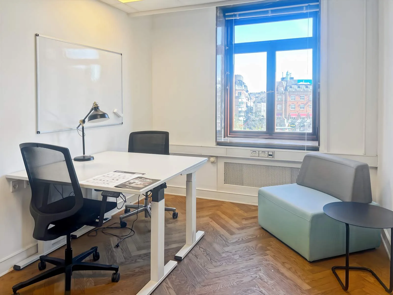 Regus COPENHAGEN, Raadhuspladsen, Private office, 2 desks, Copenhagen